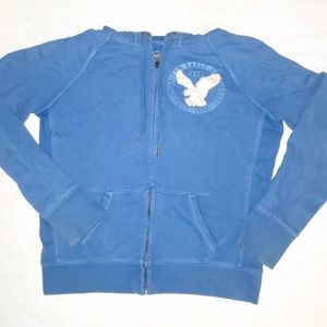 • AE HOODIE • ACCEPTING ANY OFFER!